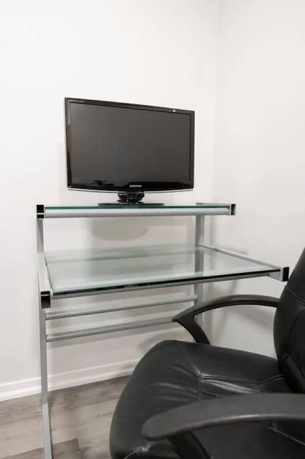 Classy 1Br Plus Den W Amazing Skyline View And Wfh Toronto 0*,